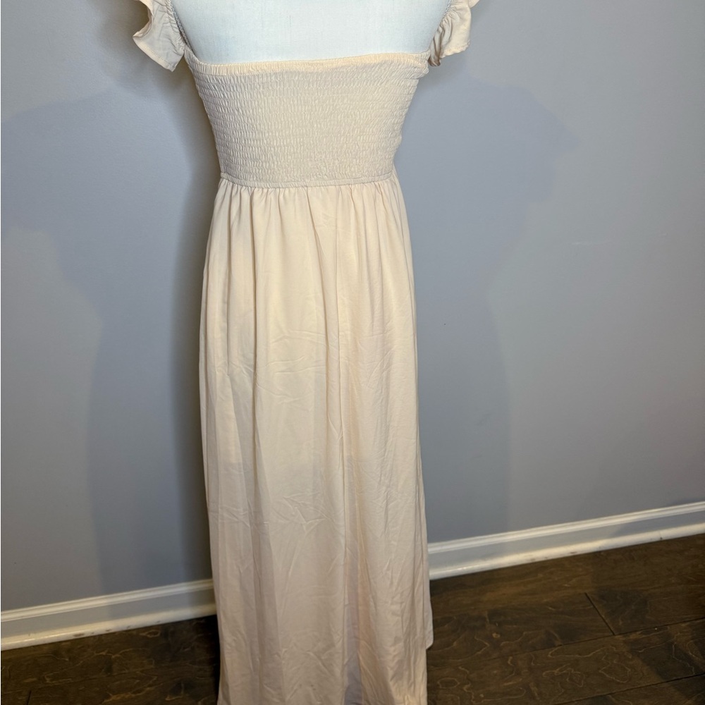 Elegant Cream Maxi Dress NWOT - Picture 3 of 3